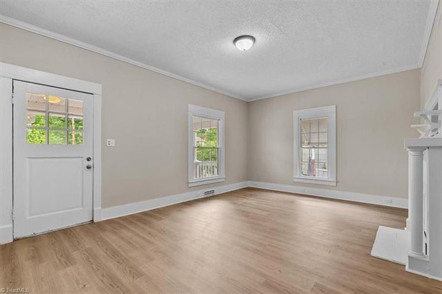 708 E Sprague Street, Winston-salem, NC 27107