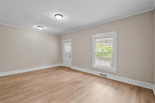 708 E Sprague Street, Winston-salem, NC 27107