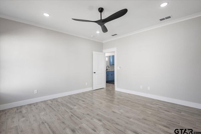 1413 N Summit, Tyler, TX 75702