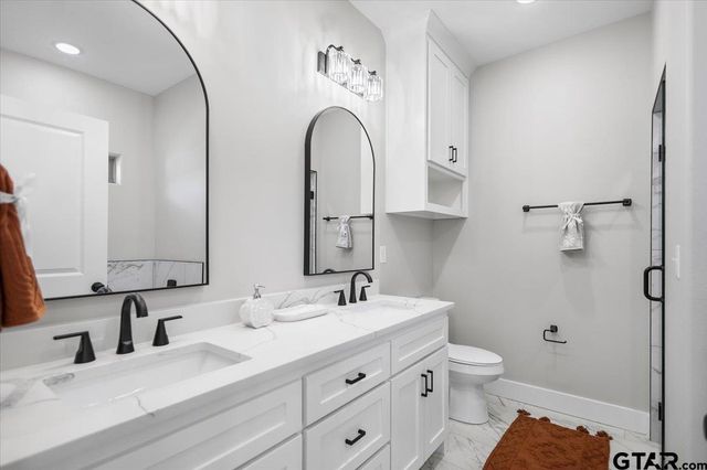 1413 N Summit, Tyler, TX 75702