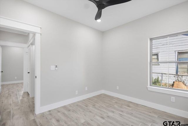 1413 N Summit, Tyler, TX 75702