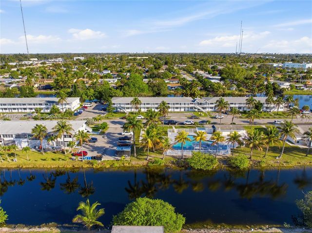 15 NW 204th St 30, Miami Gardens, FL 33169