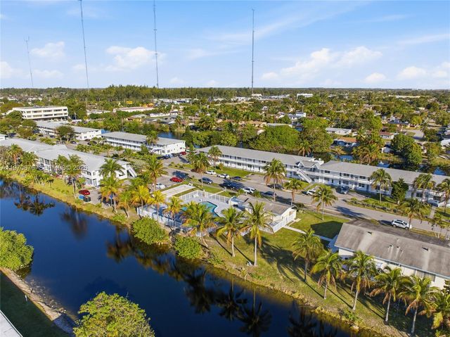 15 NW 204th St 30, Miami Gardens, FL 33169