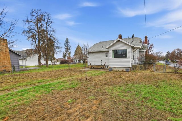 4228 N Washington St, Spokane, WA 99205