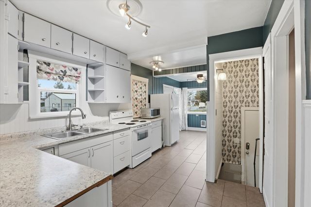 4228 N Washington St, Spokane, WA 99205