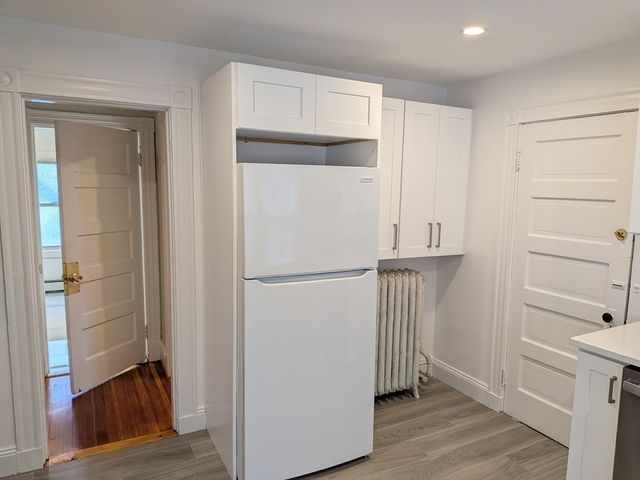 91 Wallingford Rd 3, Boston, MA 02135