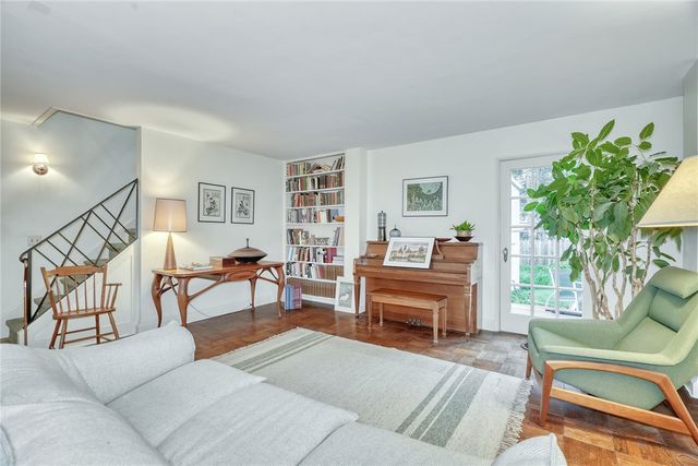 160 Commonwealth Road, Brighton, NY 14618
