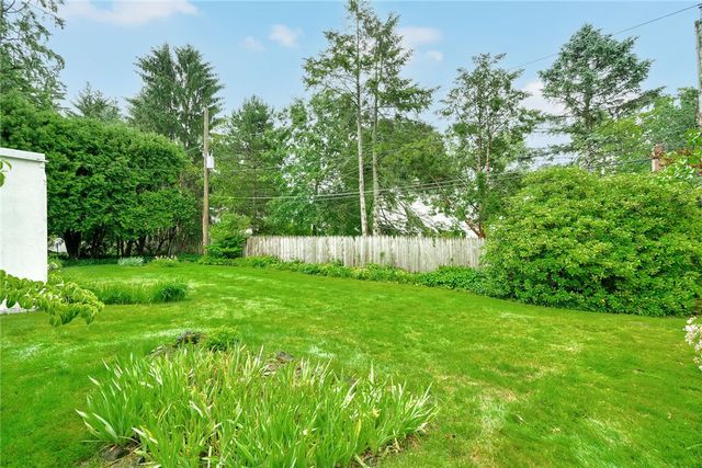 160 Commonwealth Road, Brighton, NY 14618