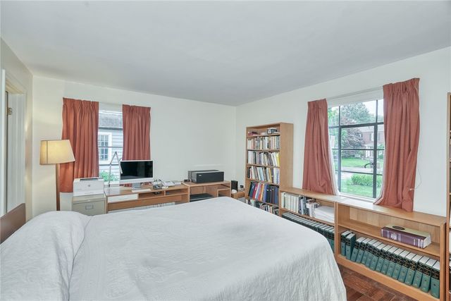 160 Commonwealth Road, Brighton, NY 14618