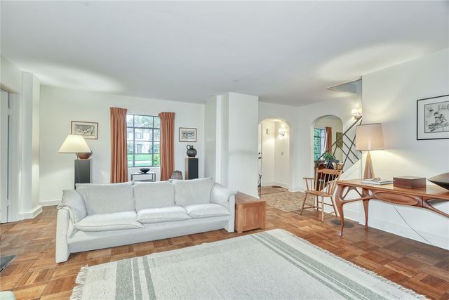 160 Commonwealth Road, Brighton, NY 14618