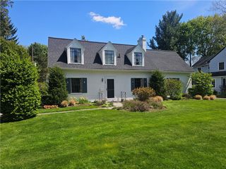 160 Commonwealth Road, Brighton, NY 14618