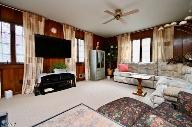 32 Dover Milton Rd, Jefferson Twp., NJ 07438