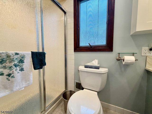 32 Dover Milton Rd, Jefferson Twp., NJ 07438
