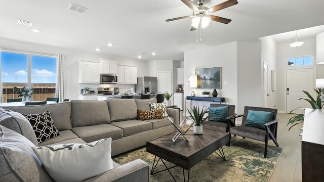 601 HARVEY Street, Grandview, TX 76050