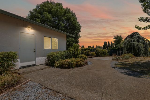 19258 Granola Way, Cottonwood, CA 96022