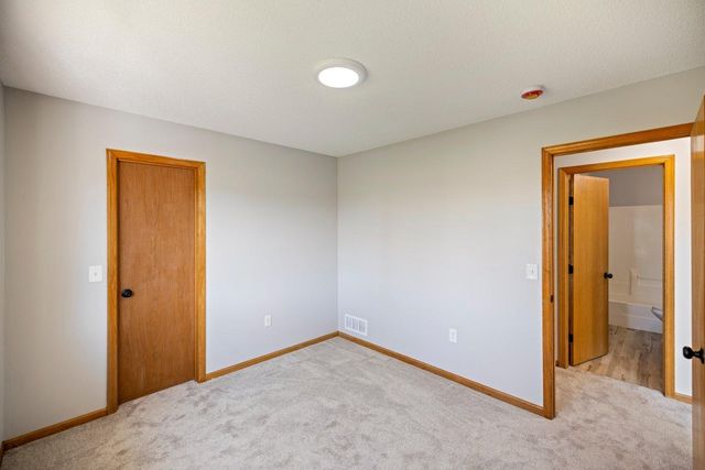 29640 Broadway Street, Lindstrom, MN 55045