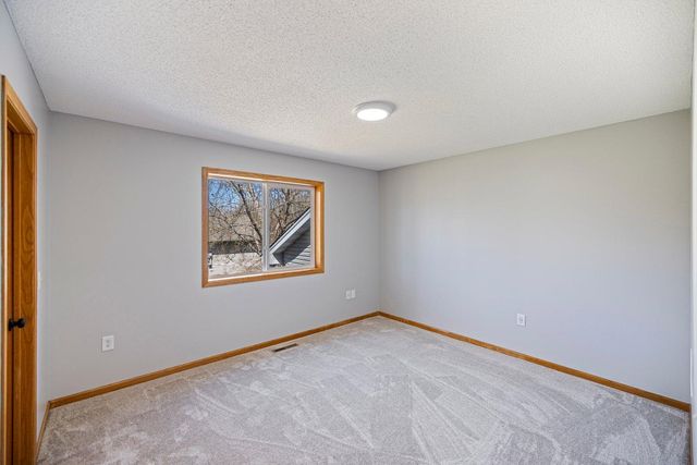 29640 Broadway Street, Lindstrom, MN 55045