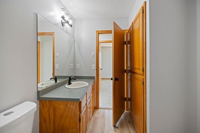 29640 Broadway Street, Lindstrom, MN 55045