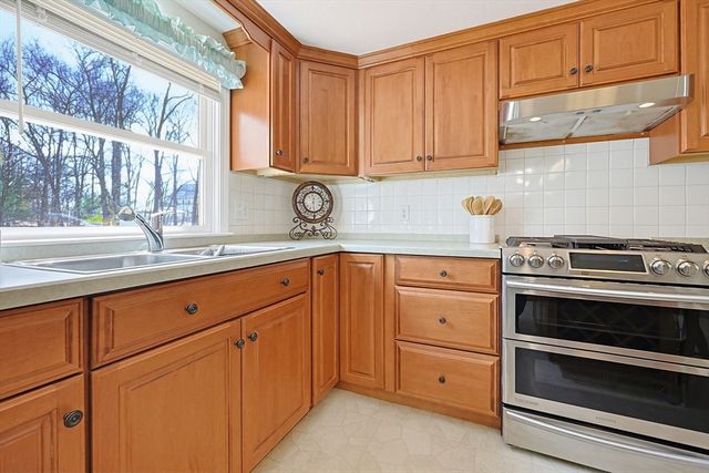 508 High St, North Attleboro, MA 02760