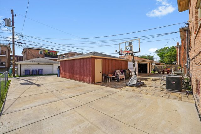 382 Prairie Avenue, Calumet City, IL 60409