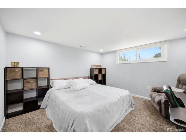 1800 S Vrain St, Denver, CO 80219