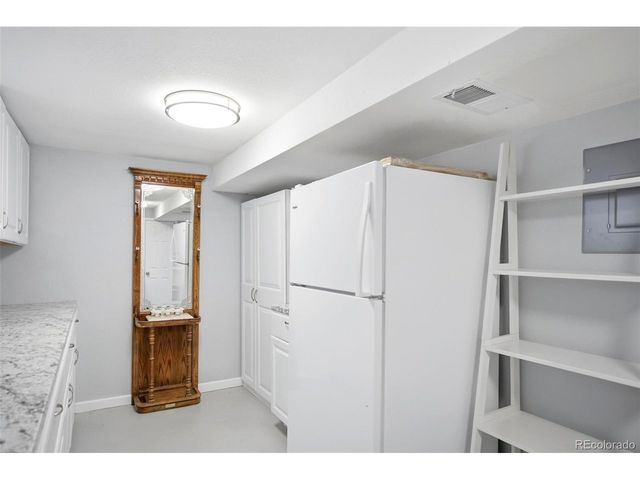 1800 S Vrain St, Denver, CO 80219