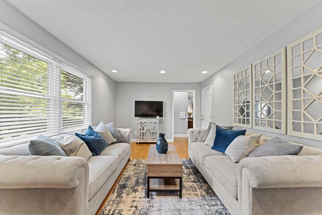 1292 Churchbell Way, Columbus, OH 43235