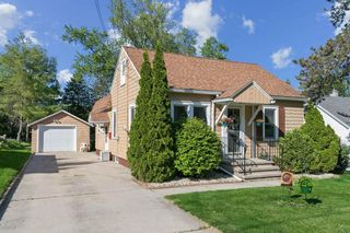 323 E MISSION ROAD, Green Bay, WI 54301