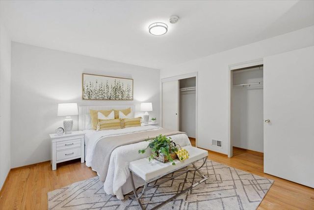 13910 Ravenwood Drive, Saratoga, CA 95070