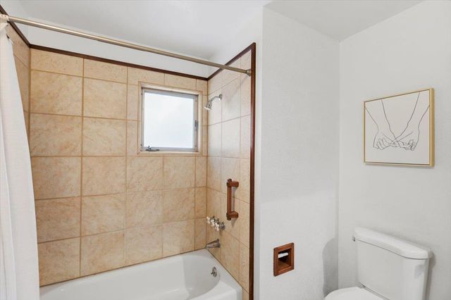 13910 Ravenwood Drive, Saratoga, CA 95070