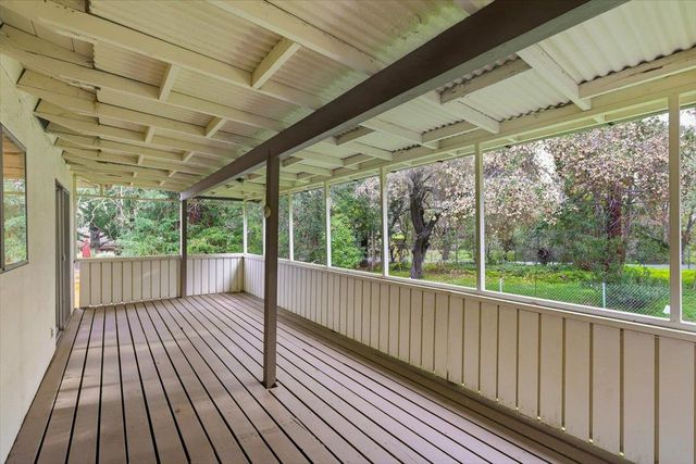 13910 Ravenwood Drive, Saratoga, CA 95070