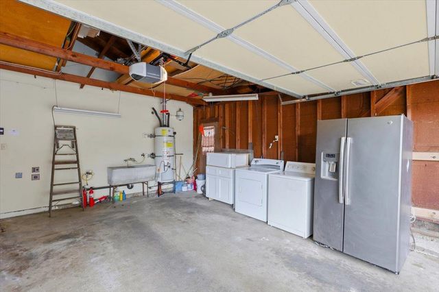 13910 Ravenwood Drive, Saratoga, CA 95070