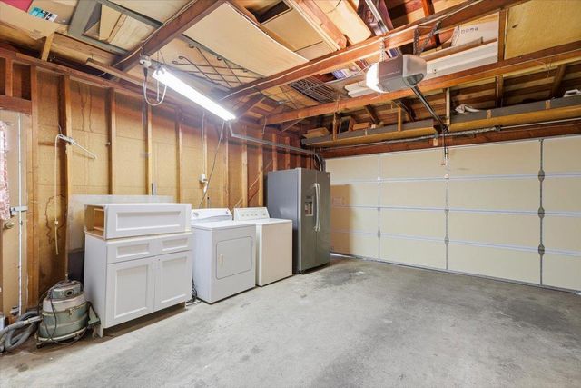 13910 Ravenwood Drive, Saratoga, CA 95070