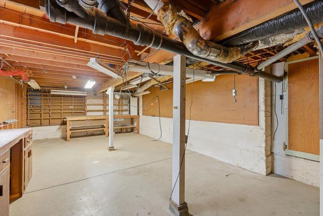 13910 Ravenwood Drive, Saratoga, CA 95070