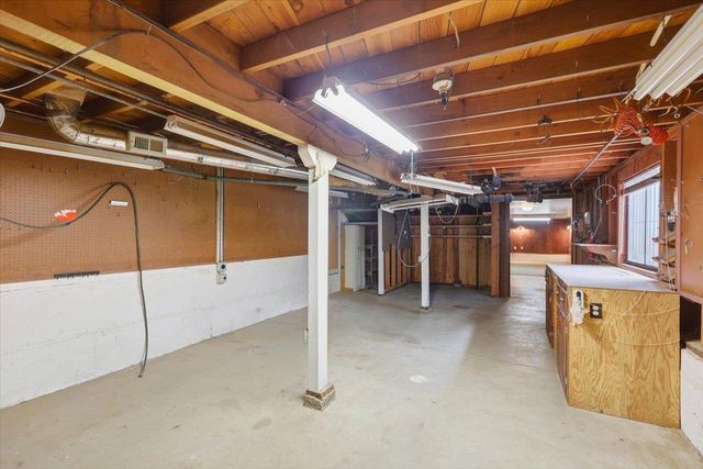 13910 Ravenwood Drive, Saratoga, CA 95070