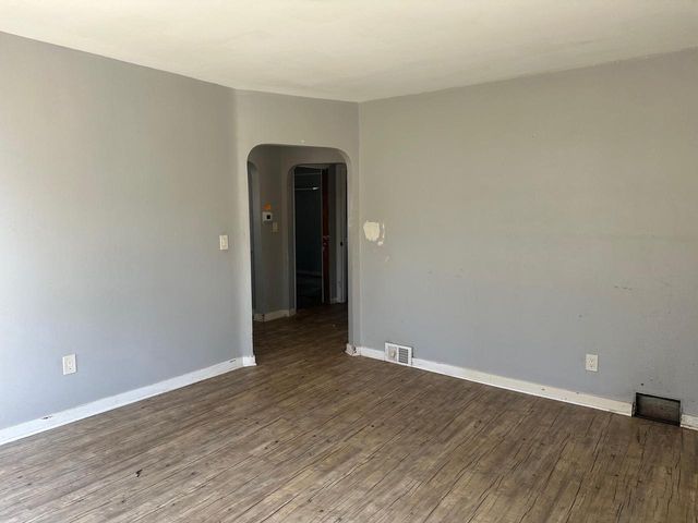 N1224 Clover ROAD, Genoa City, WI 53128