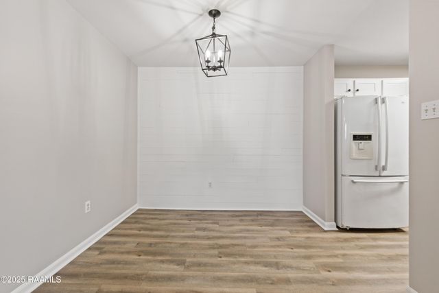 701 S College Road 303, Lafayette, LA 70503