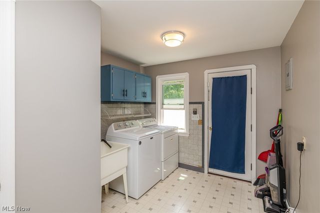8073 W 130th Street, North Royalton, OH 44133