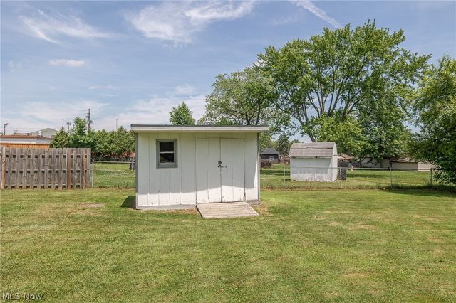 8073 W 130th Street, North Royalton, OH 44133