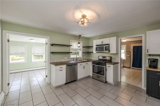 8073 W 130th Street, North Royalton, OH 44133