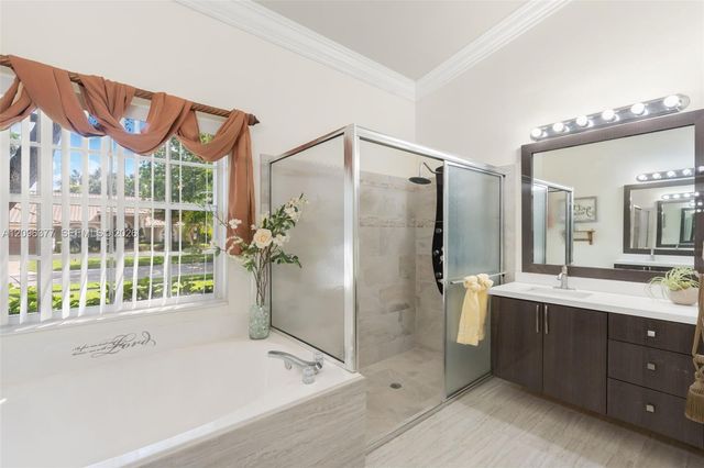 4960 NW 106th Avenue, Coral Springs, FL 33076