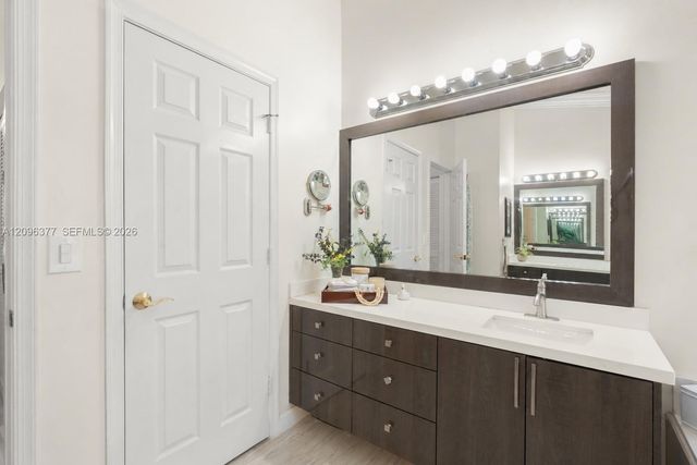 4960 NW 106th Avenue, Coral Springs, FL 33076