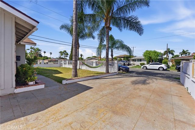 1214 N Holly, Anaheim, CA 92801
