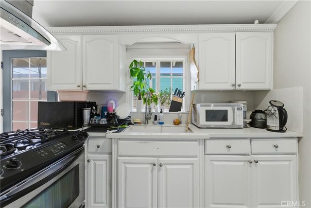 1214 N Holly, Anaheim, CA 92801