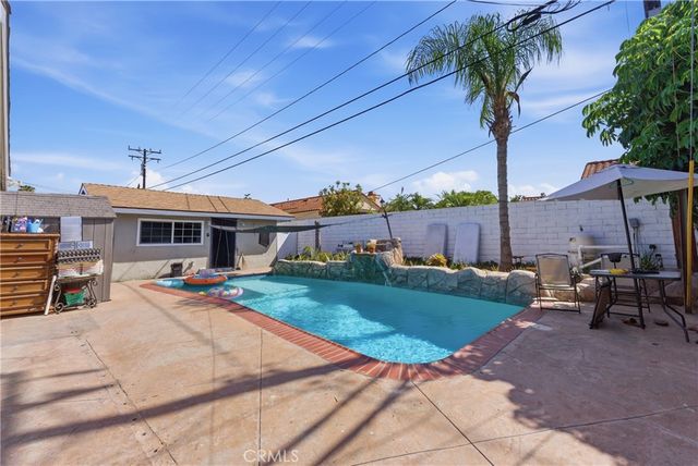 1214 N Holly, Anaheim, CA 92801
