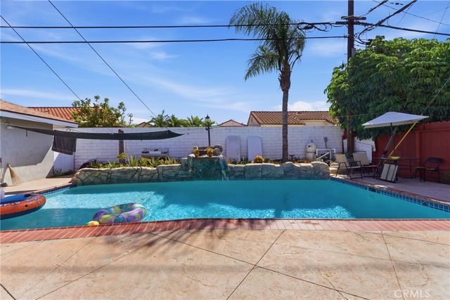 1214 N Holly, Anaheim, CA 92801