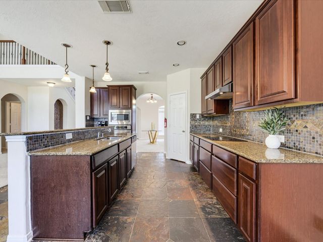 57 Terra Bella Dr, Manvel, TX 77578