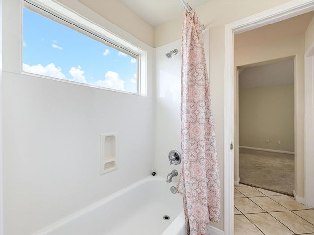 57 Terra Bella Dr, Manvel, TX 77578