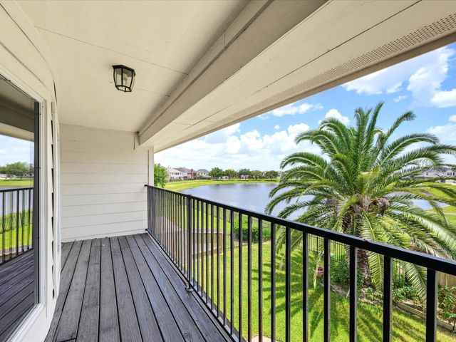 57 Terra Bella Dr, Manvel, TX 77578