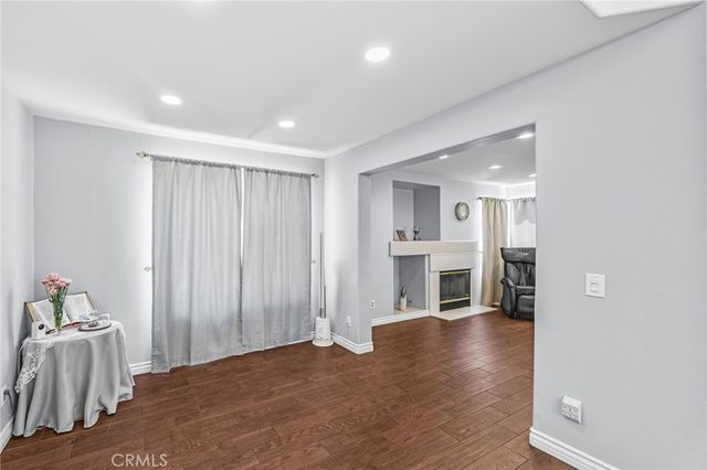 850 Autumn, Corona, CA 92881